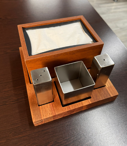 4'LÜ KARE DİSPANSER PEÇETELİKLİ TUZLUK  TAKIMI